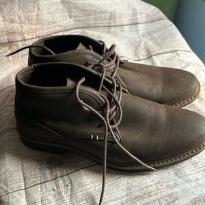 Varese brown boots size 8 1/2 W New